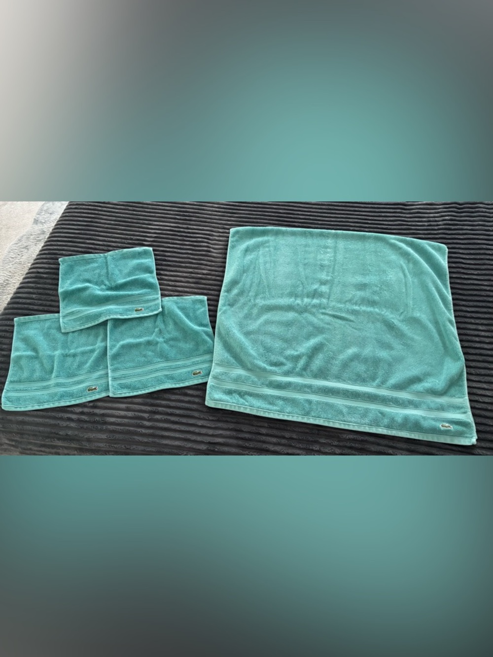 Lacoste bath towel and wash cloth set